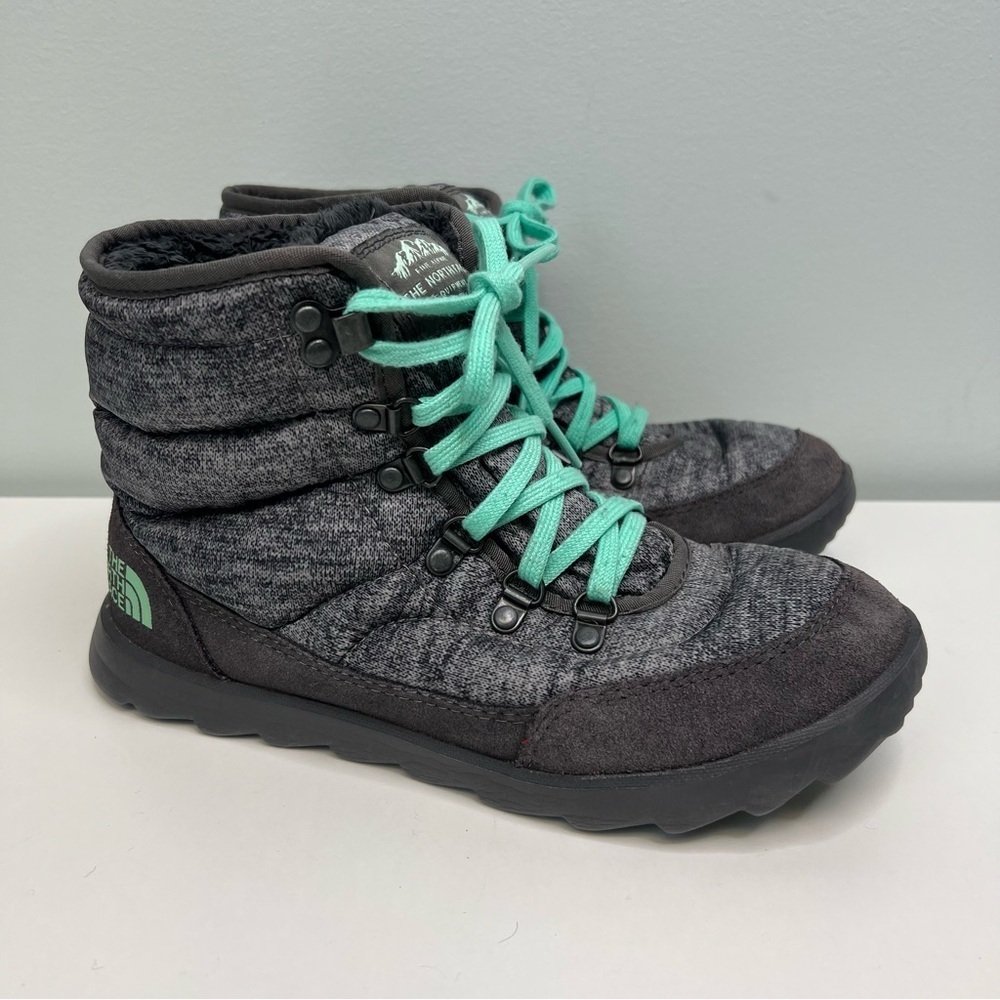 The North Face ThermoBall Lace Up Soft Shell Snow Boots Gray Womens Size US 7